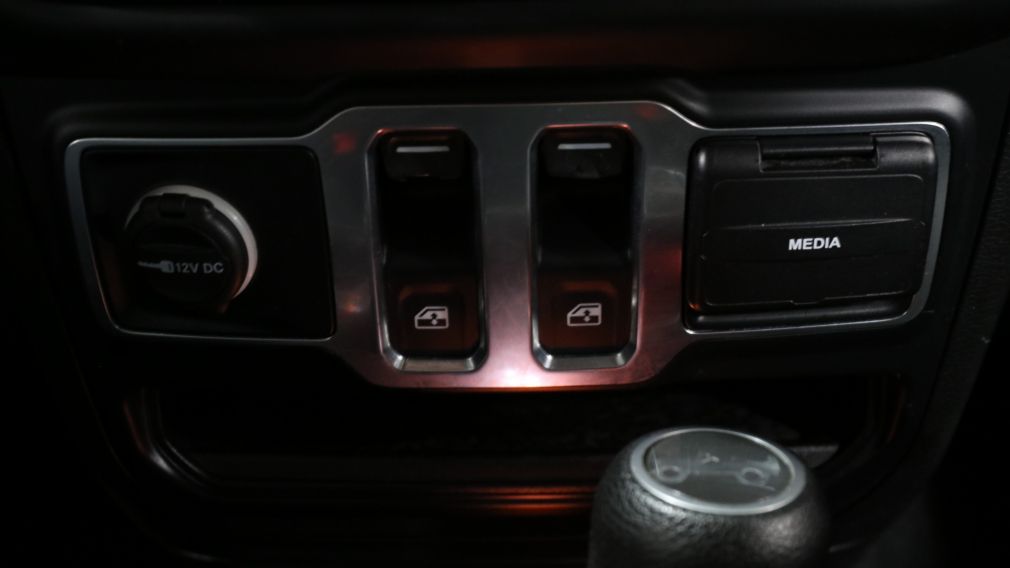 Jeep Wrangler Sport S 2019 d&rsquo;occasion à vendre - 19