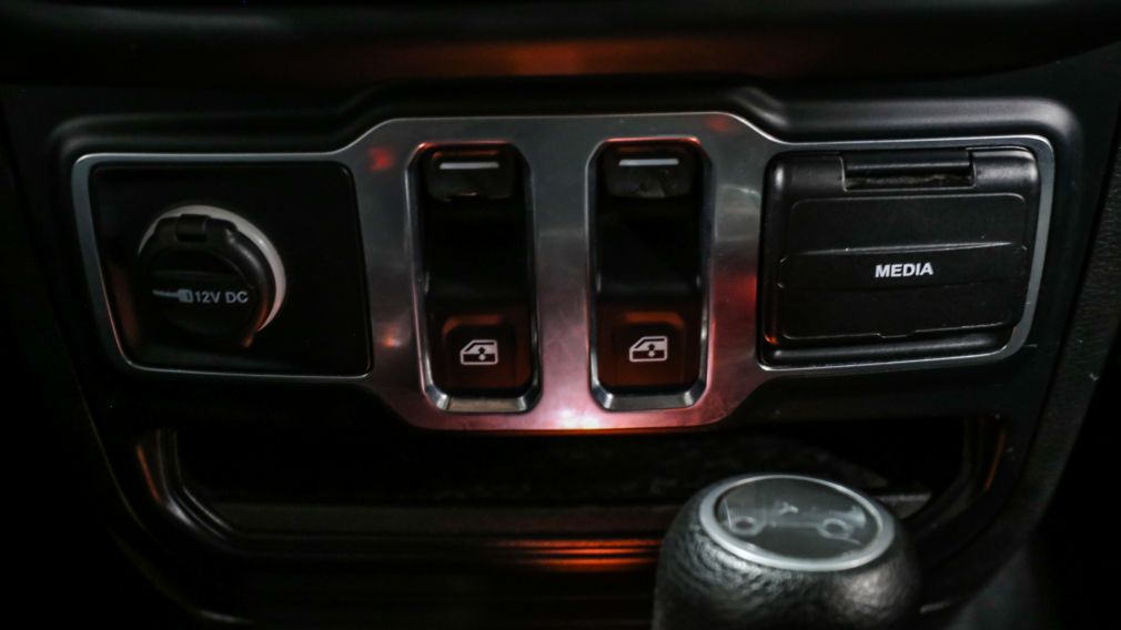 Jeep Wrangler Sport S 2019 d&rsquo;occasion à vendre - 19