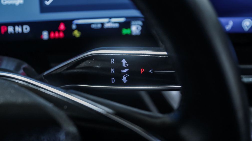 Cadillac LYRIQ Tech 2024 d’occasion à vendre - 17