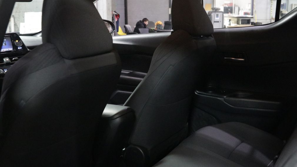Toyota C-HR XLE 2018 d’occasion à vendre - 21