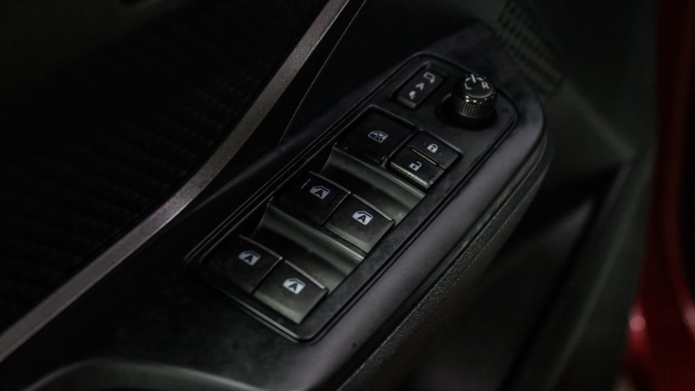 Toyota C-HR XLE 2018 d’occasion à vendre - 11