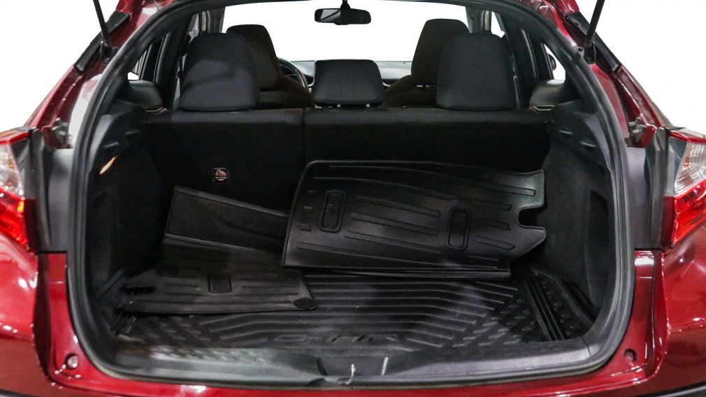 Toyota C-HR XLE 2018 d’occasion à vendre - 22