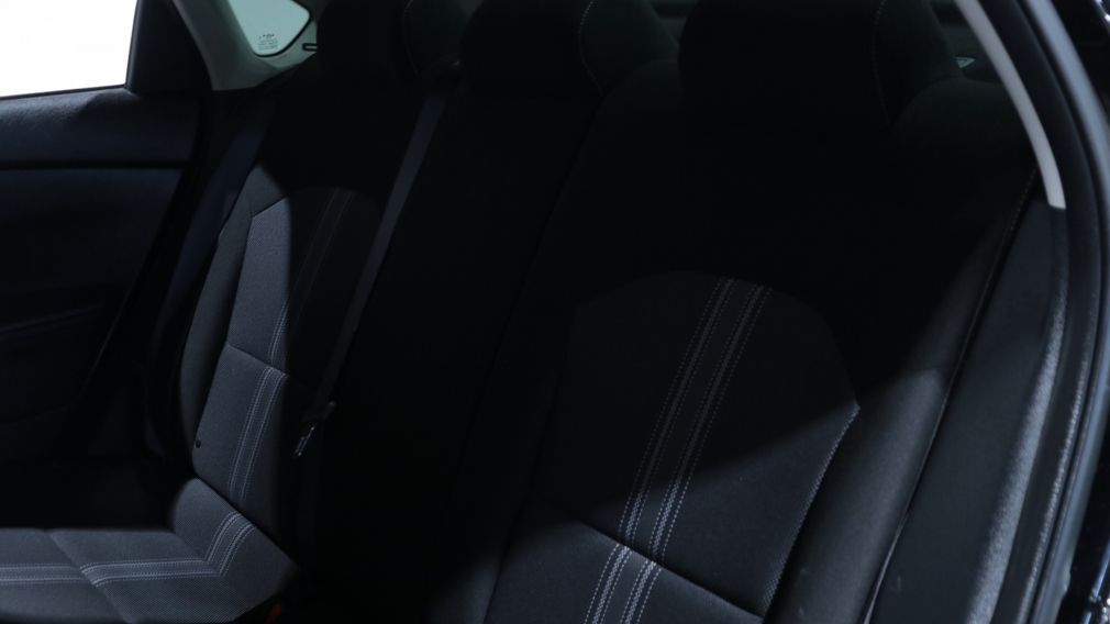 Kia Forte LX 2023 d&rsquo;occasion à vendre - 18