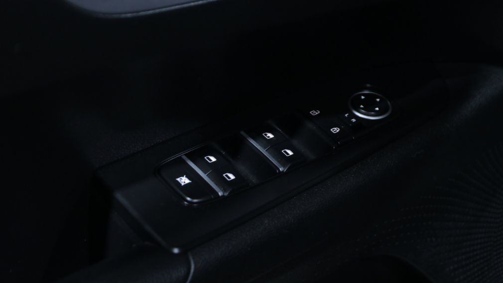 Kia Forte LX 2023 d&rsquo;occasion à vendre - 10