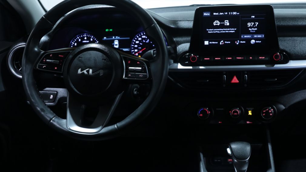 Kia Forte LX 2023 d&rsquo;occasion à vendre - 12