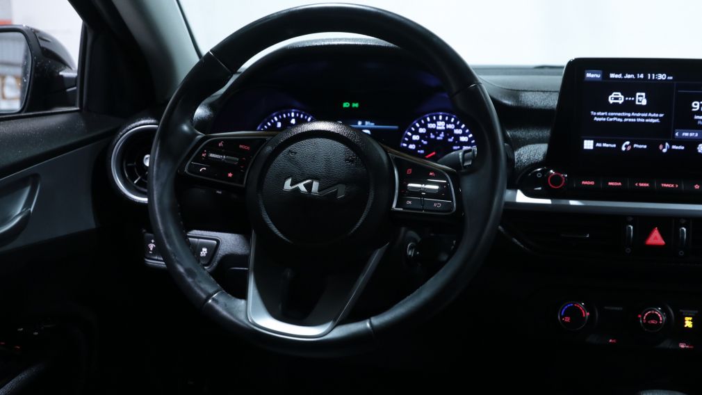 Kia Forte LX 2023 d&rsquo;occasion à vendre - 13