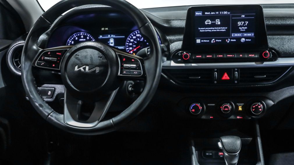Kia Forte LX 2023 d&rsquo;occasion à vendre - 12