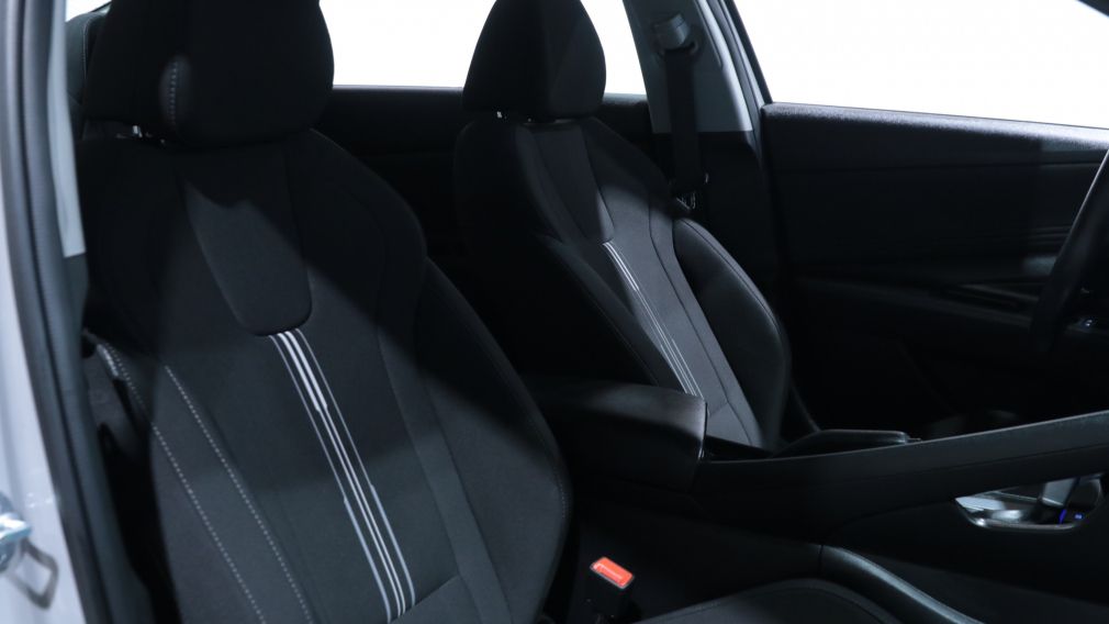 Hyundai Elantra Preferred 2023 d’occasion à vendre - 21
