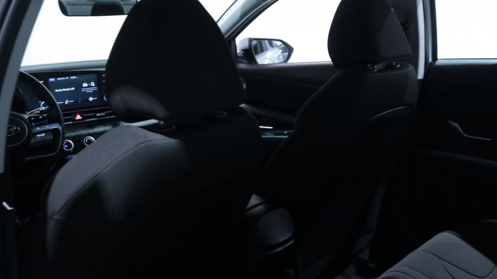 Hyundai Elantra Preferred 2023 d’occasion à vendre - 17