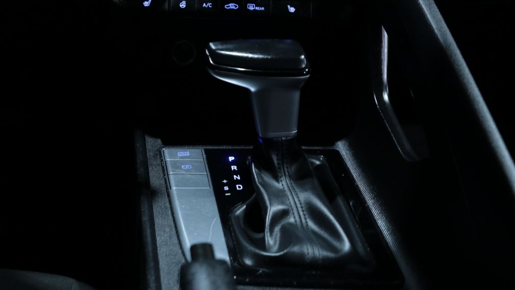 Hyundai Elantra Preferred 2023 d’occasion à vendre - 16