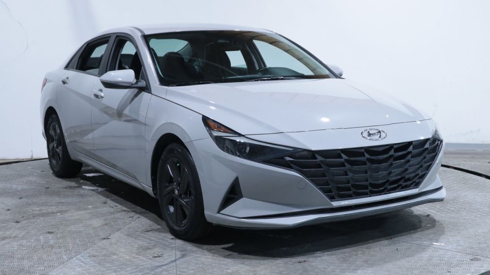 Hyundai Elantra Preferred 2023 d’occasion à vendre - 1