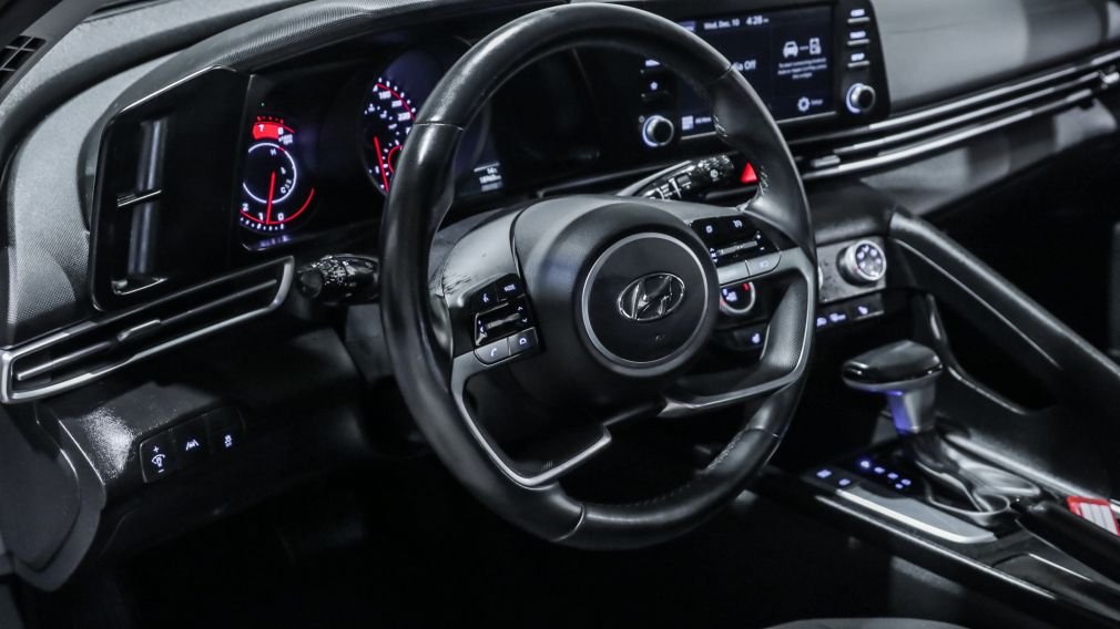 Hyundai Elantra Preferred 2023 d’occasion à vendre - 9