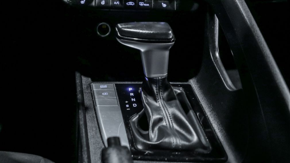 Hyundai Elantra Preferred 2023 d’occasion à vendre - 16