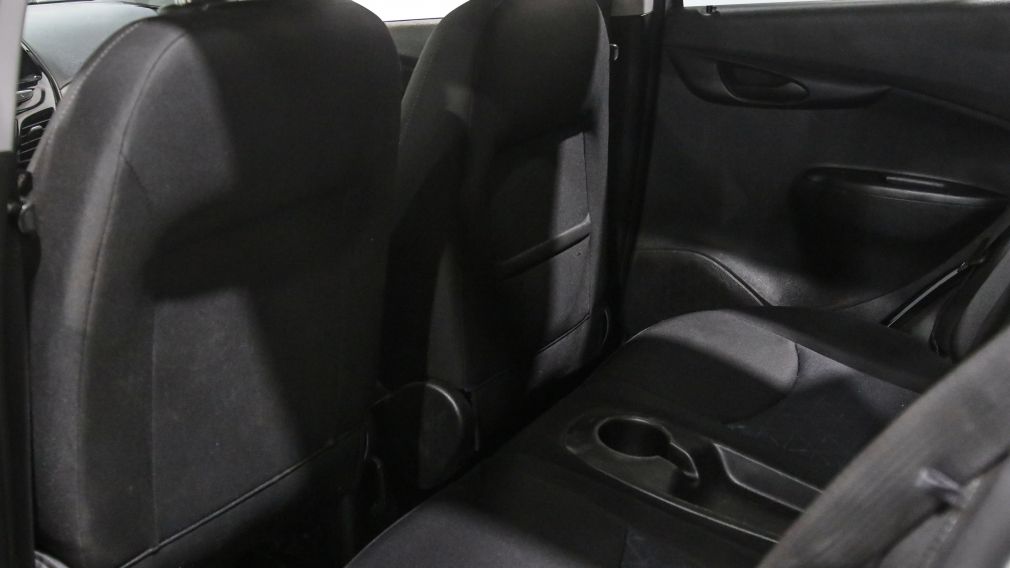 Chevrolet Spark LT 2019 d&rsquo;occasion à vendre - 18