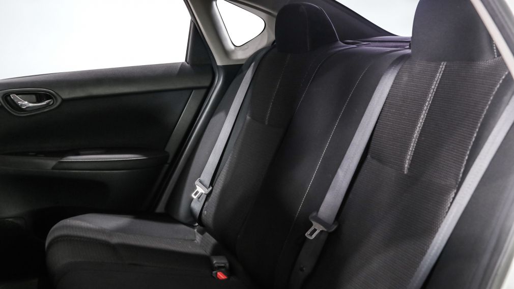 Nissan Sentra S 2018 d&rsquo;occasion à vendre - 17