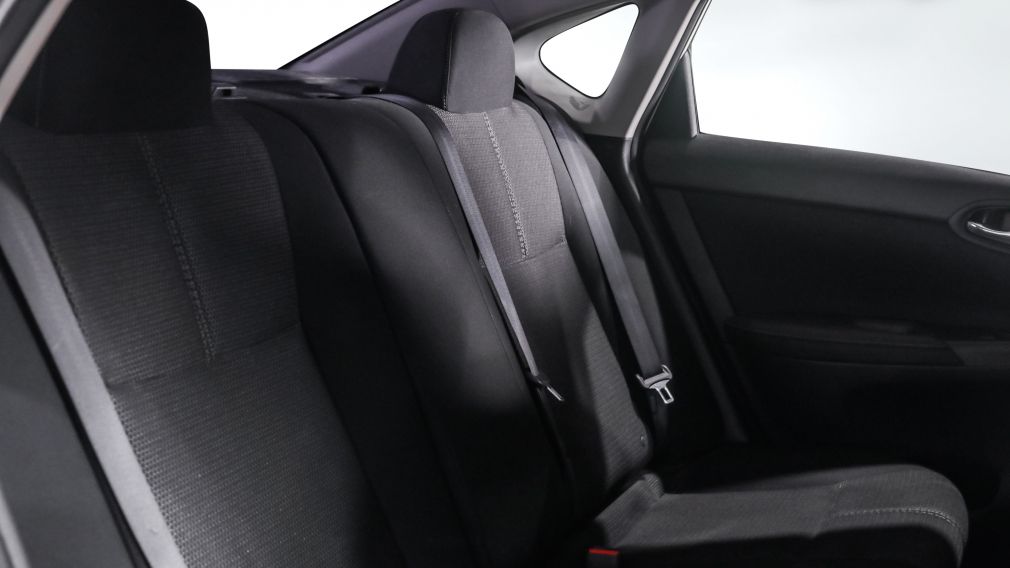 Nissan Sentra S 2018 d&rsquo;occasion à vendre - 19
