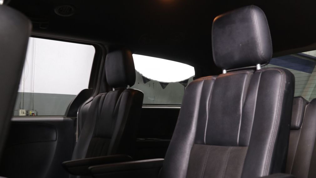 Dodge GR Caravan 35th Anniversary 2019 d&rsquo;occasion à vendre - 16