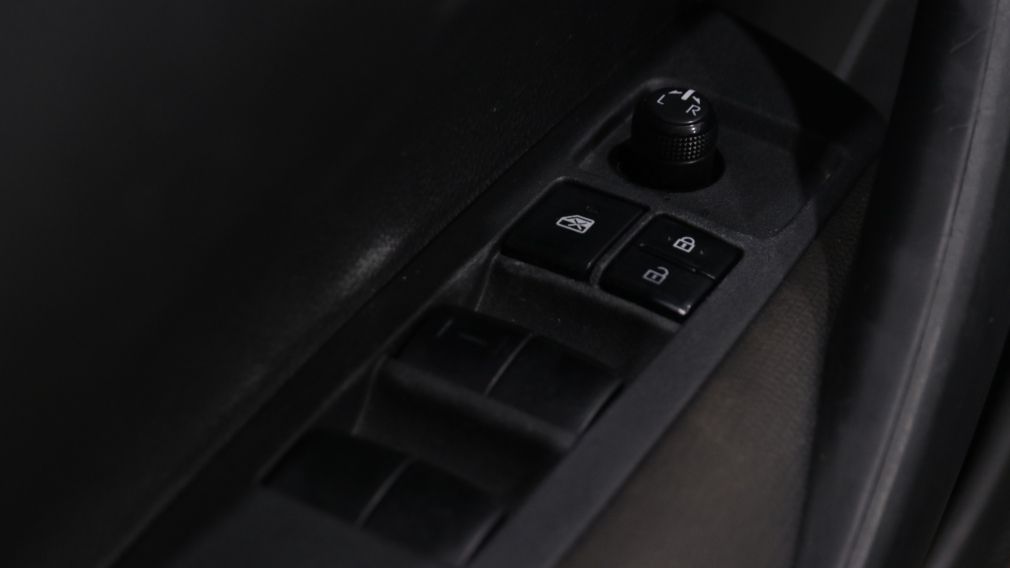 Toyota Corolla LE 2020 d&rsquo;occasion à vendre - 9