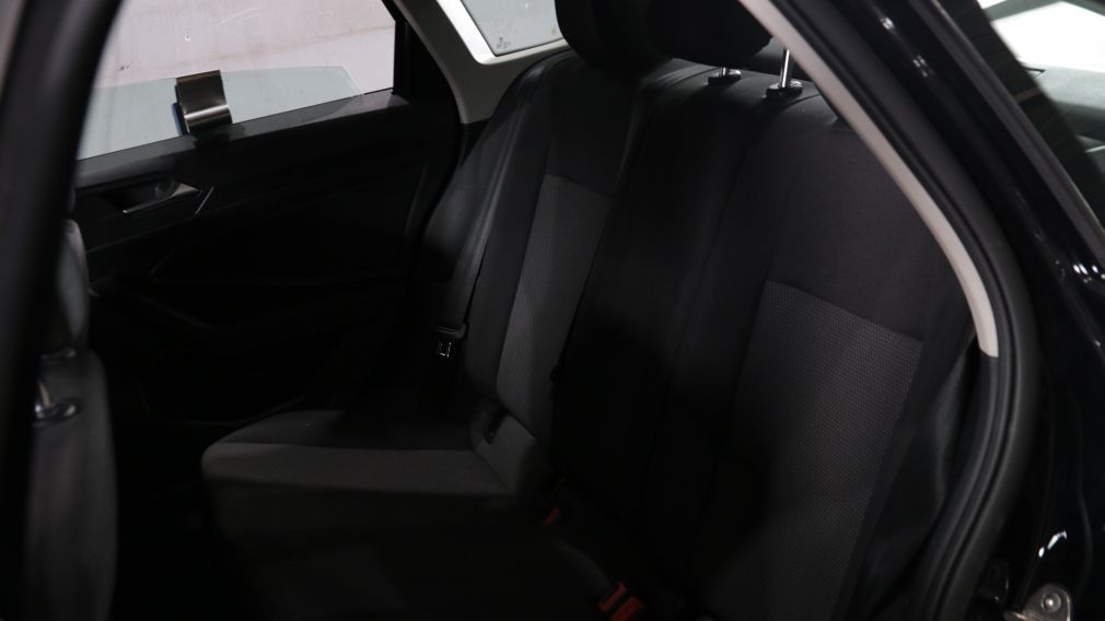 Volkswagen Jetta Comfortline 2021 d&rsquo;occasion à vendre - 18