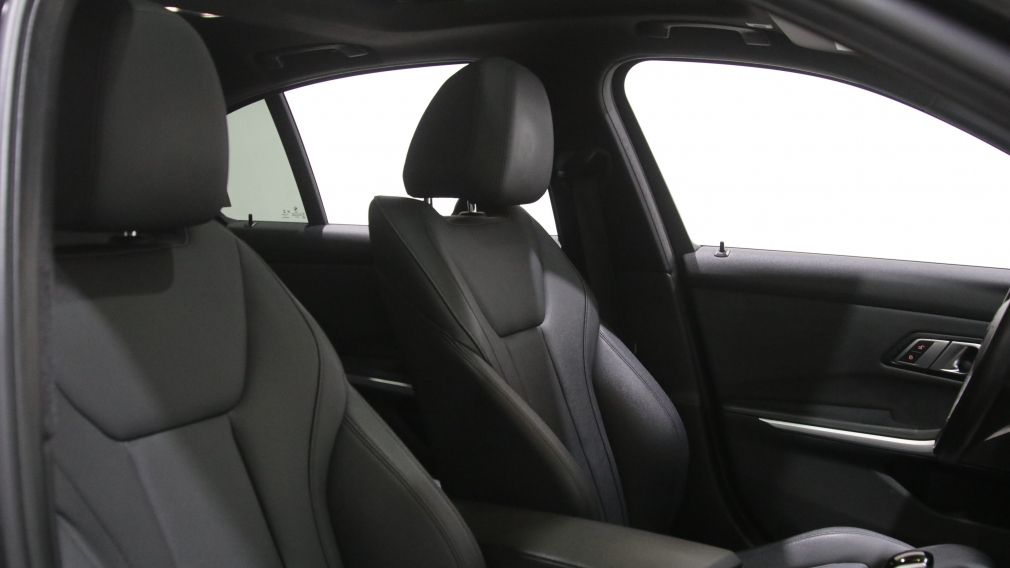 BMW 330I 330i xDrive 2019 d&rsquo;occasion à vendre - 25