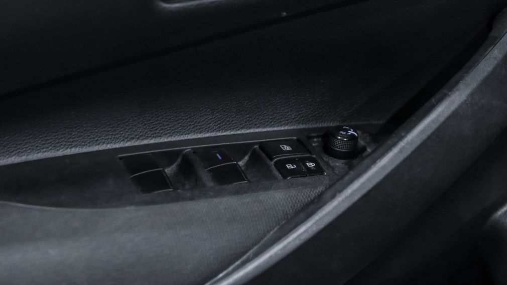 Toyota Corolla LE 2021 d&rsquo;occasion à vendre - 10