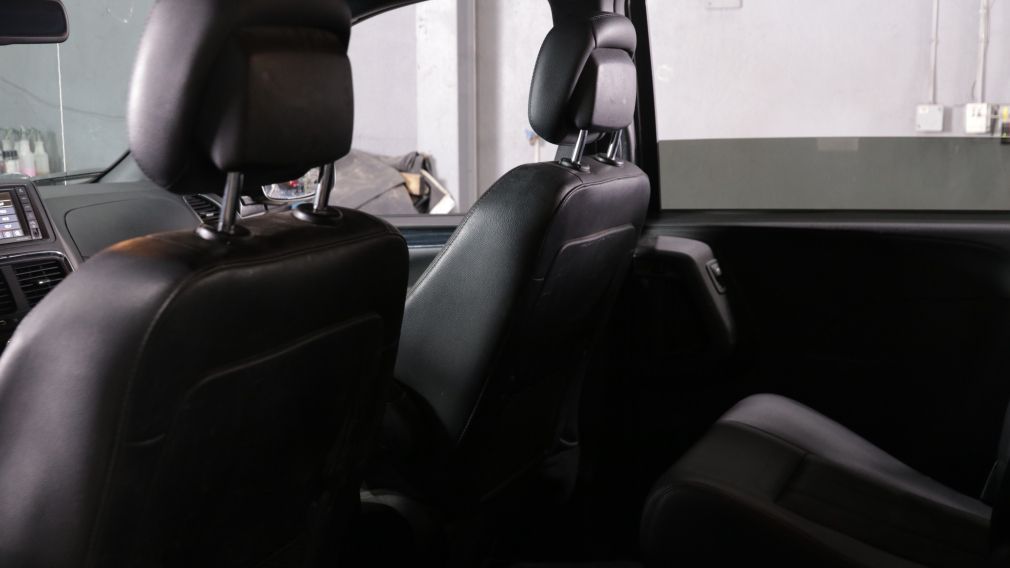 Dodge GR Caravan 35th Anniversary 2019 d&rsquo;occasion à vendre - 19