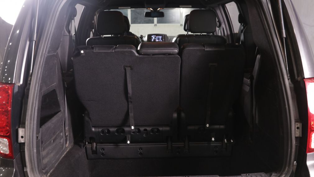Dodge GR Caravan 35th Anniversary 2019 d&rsquo;occasion à vendre - 21