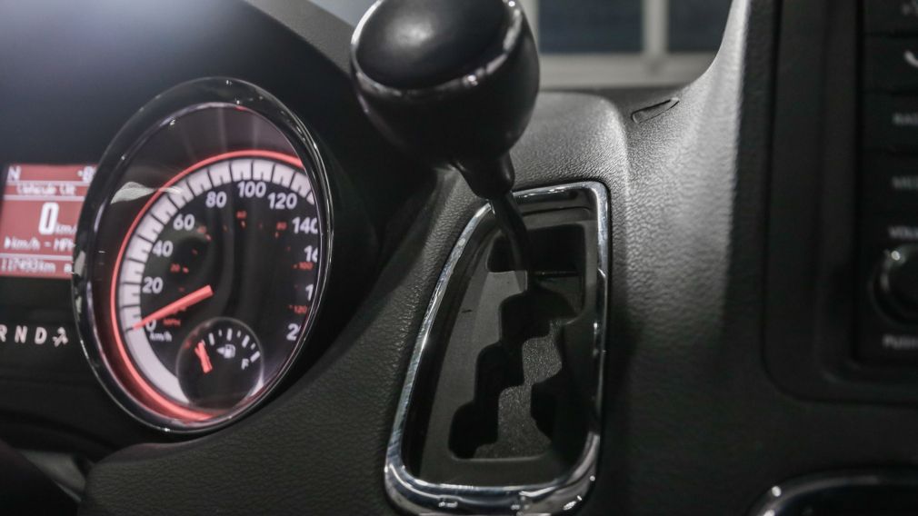 Dodge GR Caravan 35th Anniversary 2019 d&rsquo;occasion à vendre - 17