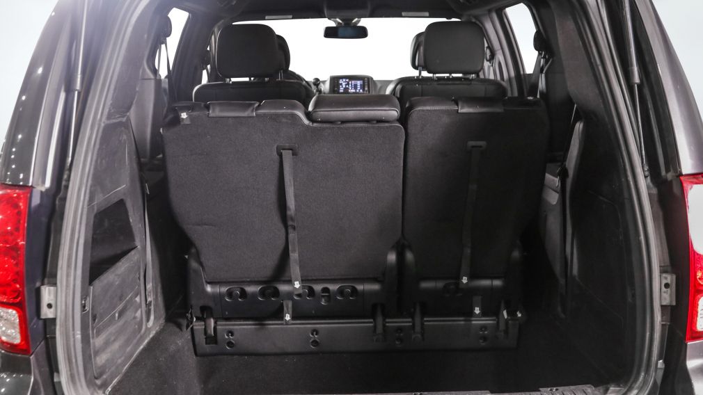 Dodge GR Caravan 35th Anniversary 2019 d&rsquo;occasion à vendre - 18