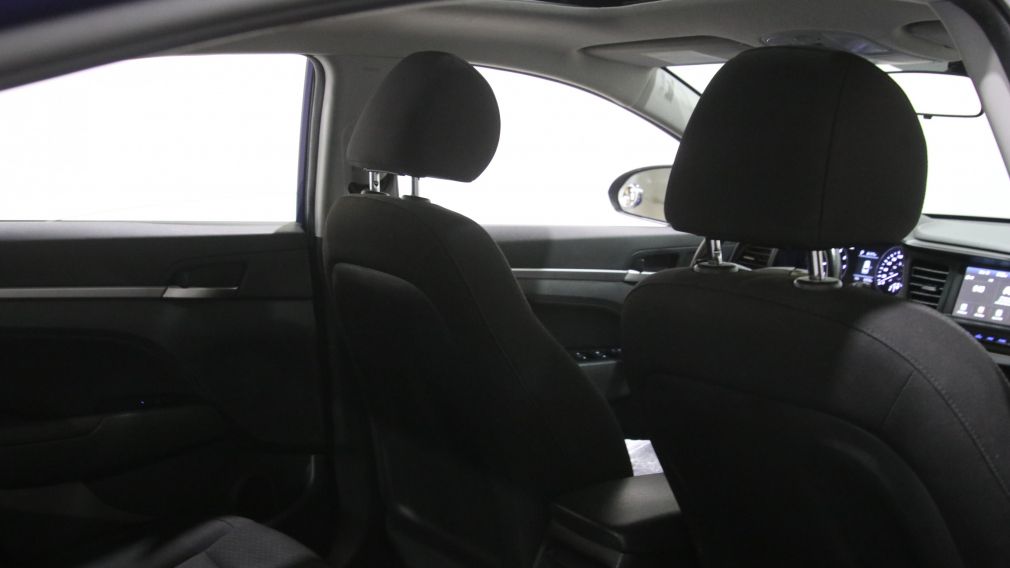 Hyundai Elantra Preferred w/Sun & Safety Package 2020 d&rsquo;occasion à vendre - 20