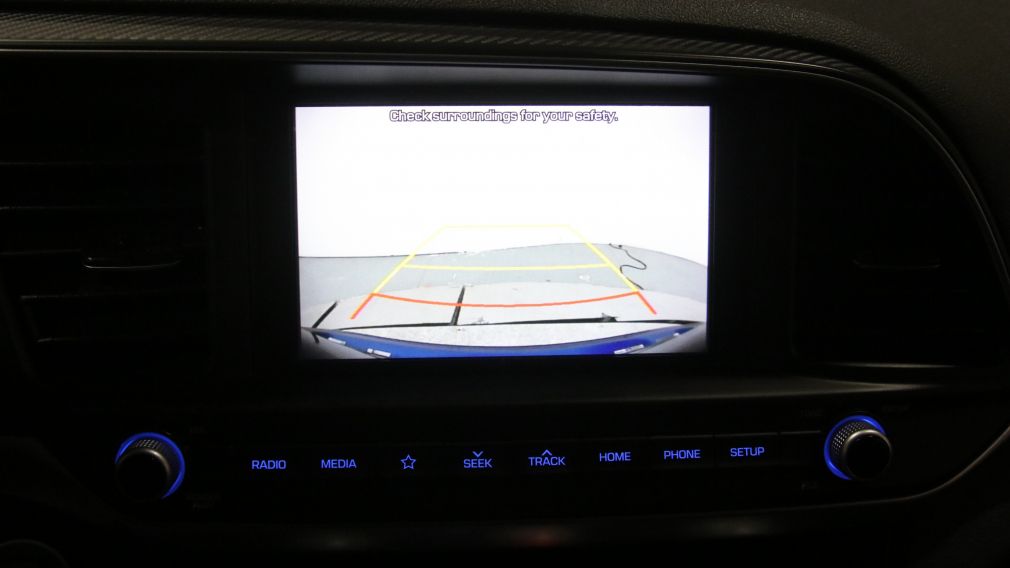 Hyundai Elantra Preferred w/Sun & Safety Package 2020 d&rsquo;occasion à vendre - 17