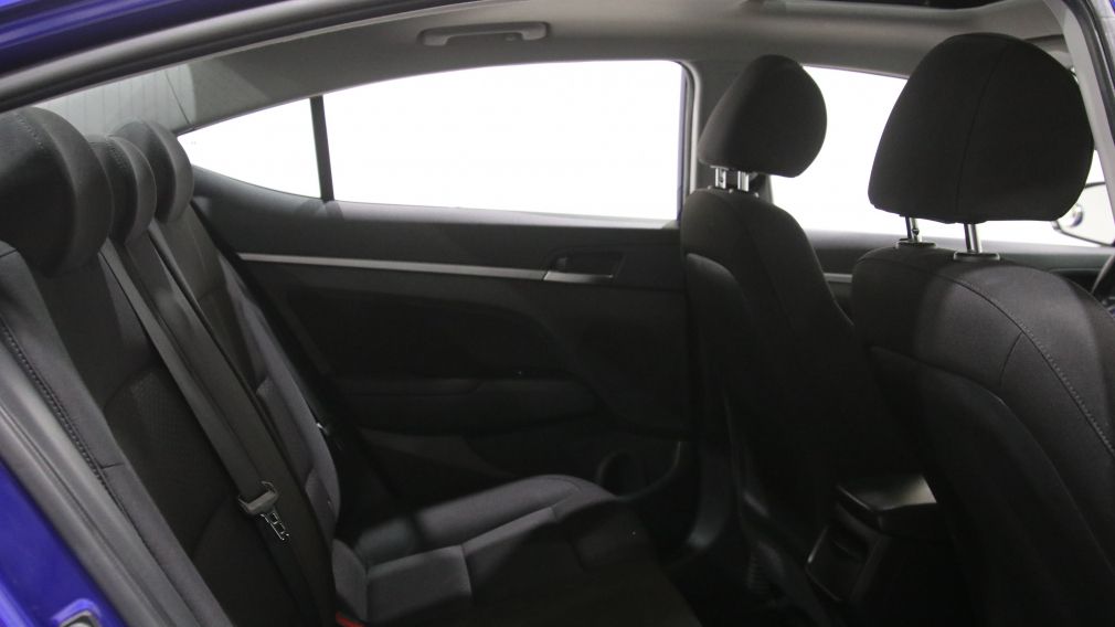 Hyundai Elantra Preferred w/Sun & Safety Package 2020 d&rsquo;occasion à vendre - 22
