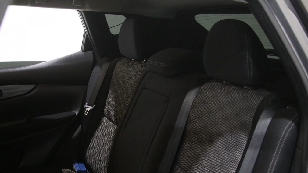 Nissan Qashqai SV 2019 d’occasion à vendre - 19