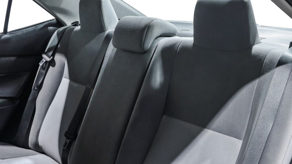 Toyota Corolla CE 2019 d&rsquo;occasion à vendre - 18