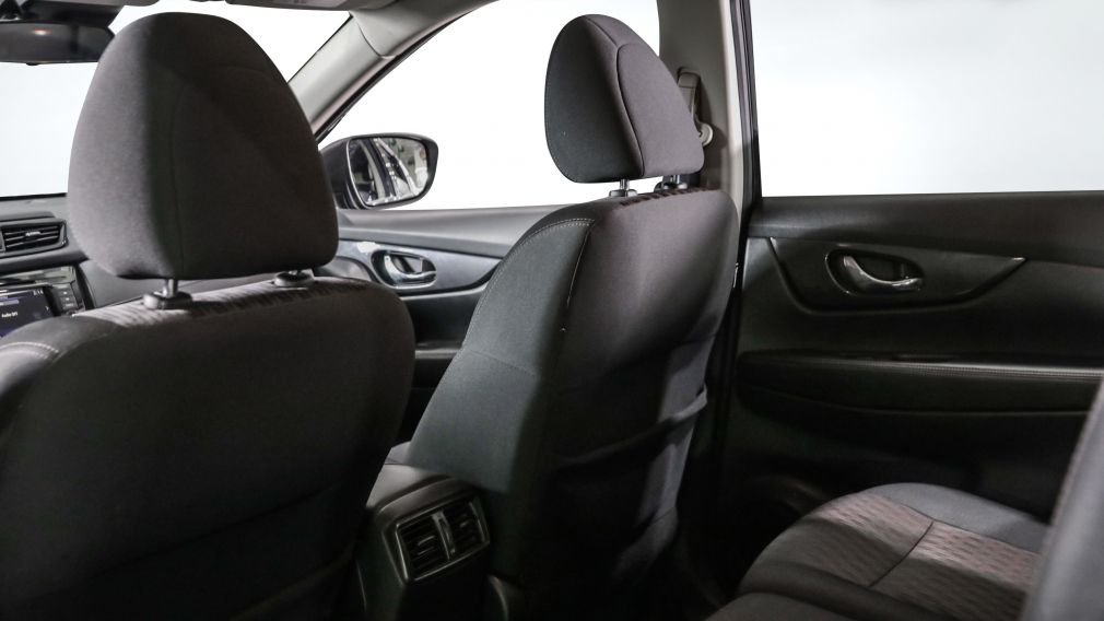 Nissan Rogue SV 2019 d&rsquo;occasion à vendre - 21