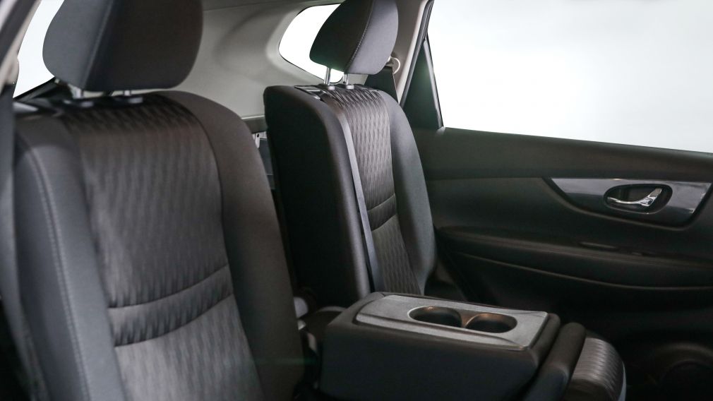 Nissan Rogue SV 2019 d&rsquo;occasion à vendre - 23
