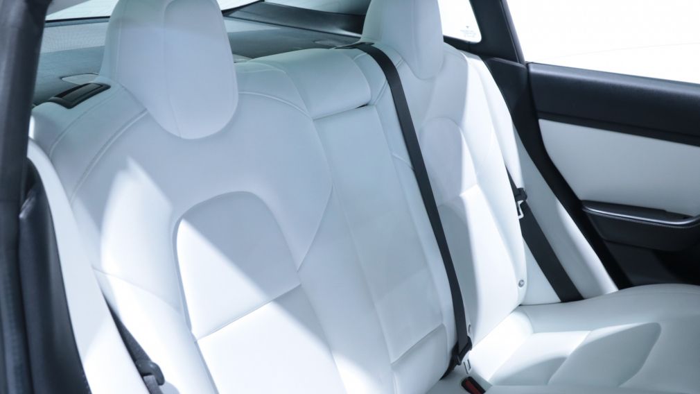 Tesla Model 3 Long Range Battery 2018 d’occasion à vendre - 19