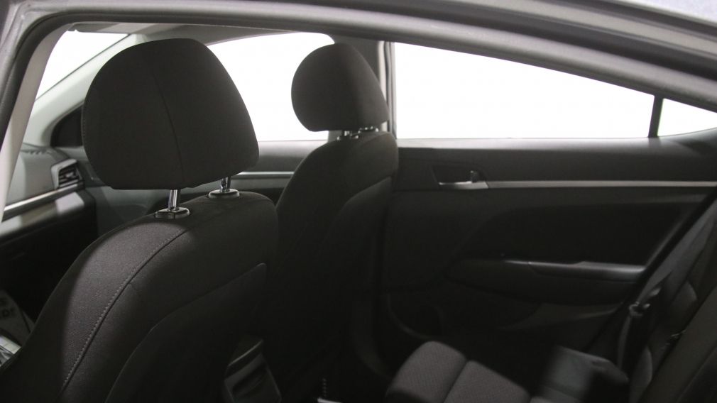 Hyundai Elantra Preferred 2019 d&rsquo;occasion à vendre - 18