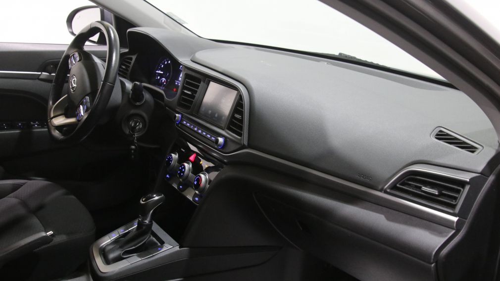 Hyundai Elantra Preferred 2019 d&rsquo;occasion à vendre - 23