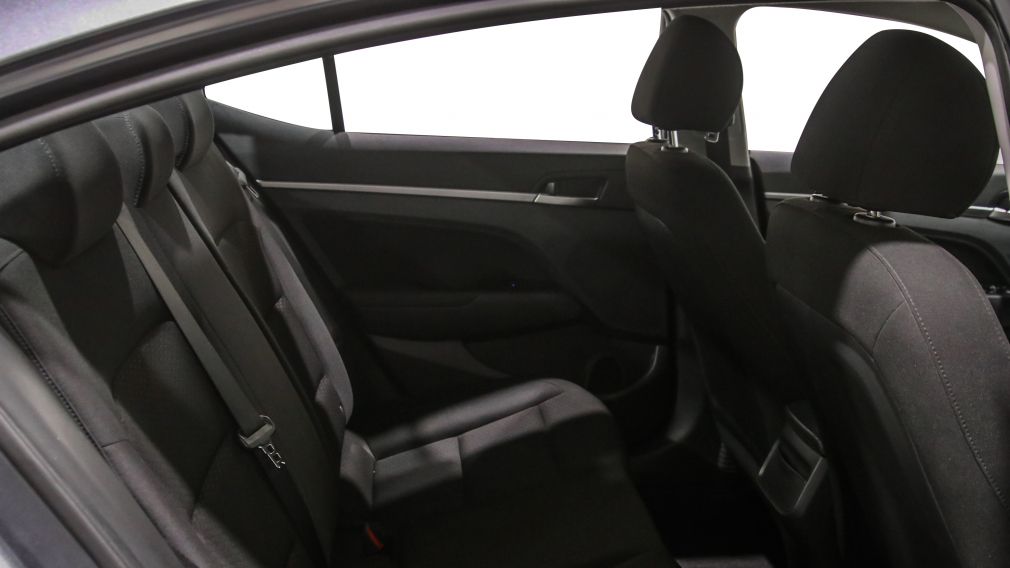 Hyundai Elantra Preferred 2019 d&rsquo;occasion à vendre - 22