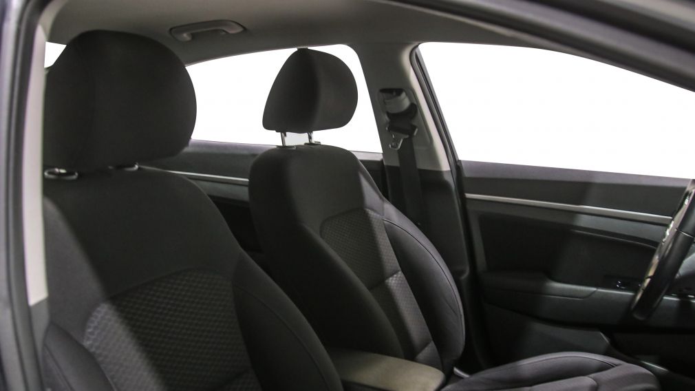 Hyundai Elantra Preferred 2019 d&rsquo;occasion à vendre - 24
