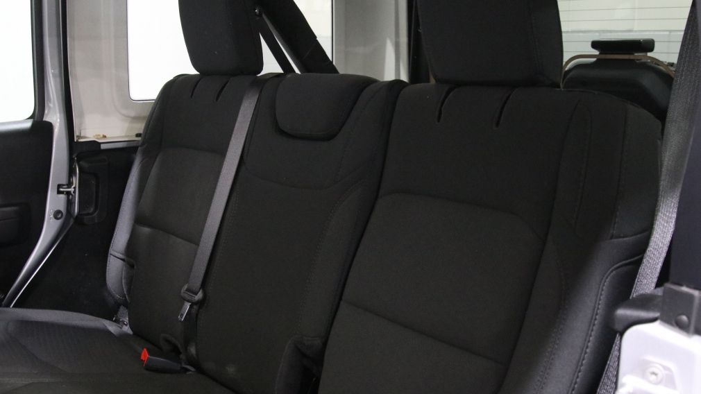 Jeep Wrangler Unlimited Willys 2022 d’occasion à vendre - 20