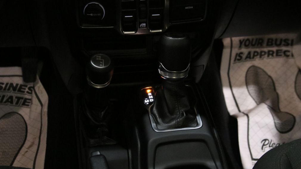 Jeep Wrangler Unlimited Willys 2022 d’occasion à vendre - 18