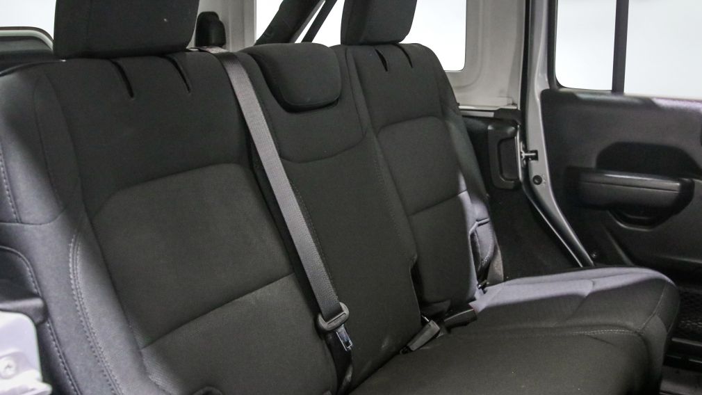 Jeep Wrangler Unlimited Willys 2022 d’occasion à vendre - 21