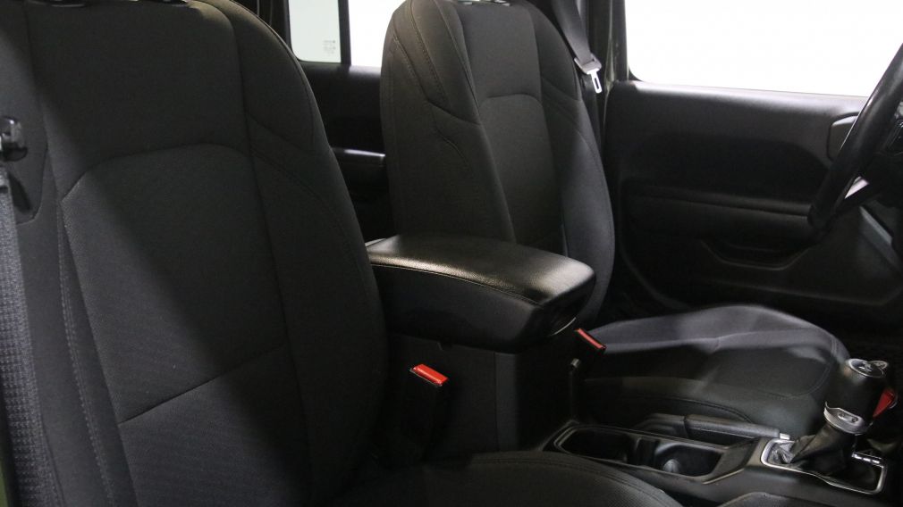 Jeep Wrangler Unlimited Sport Altitude 2022 d’occasion à vendre - 22