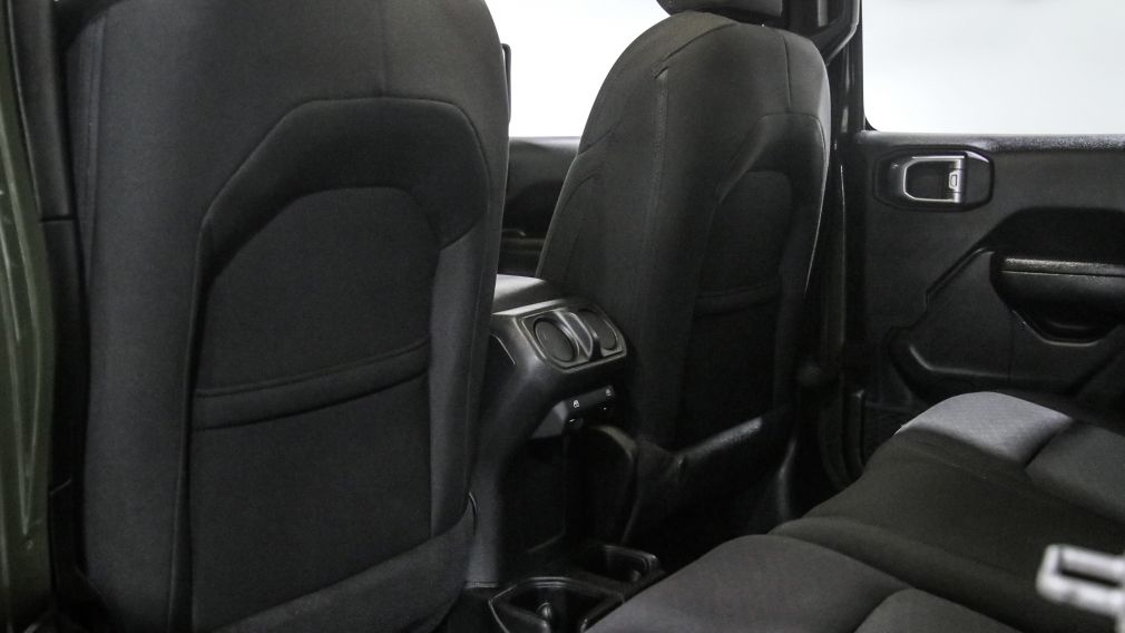 Jeep Wrangler Unlimited Sport Altitude 2022 d’occasion à vendre - 19