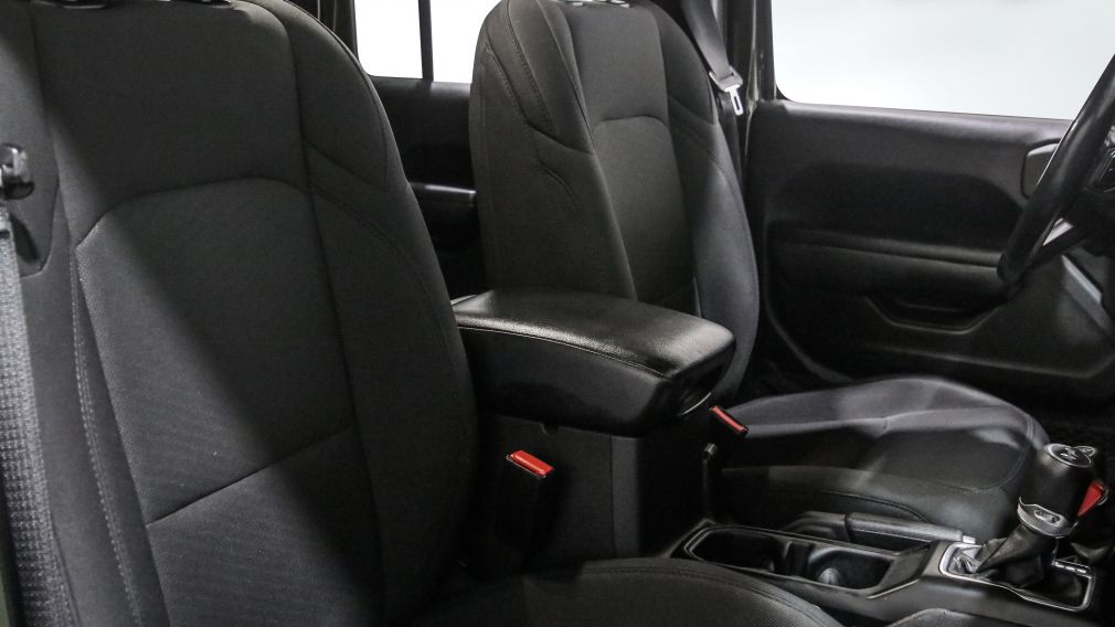 Jeep Wrangler Unlimited Sport Altitude 2022 d’occasion à vendre - 22