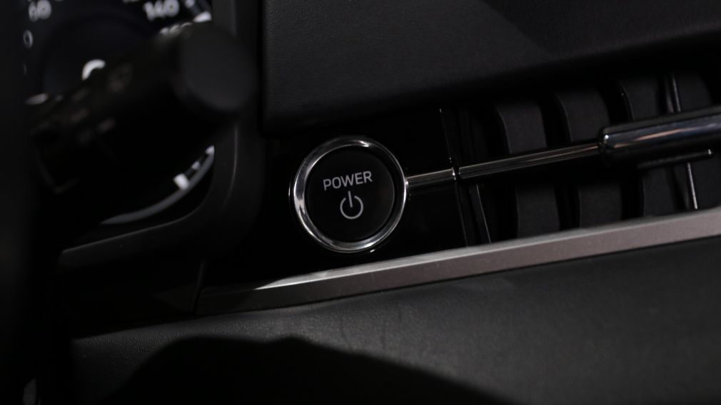 Mitsubishi Outlander PHEV LE 2023 d&rsquo;occasion à vendre - 19