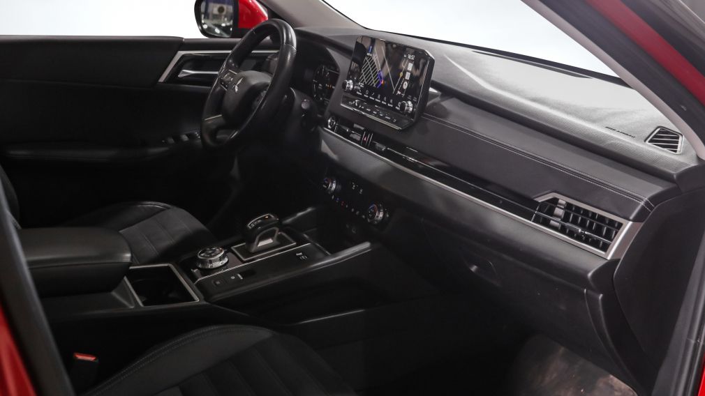 Mitsubishi Outlander PHEV LE 2023 d&rsquo;occasion à vendre - 24