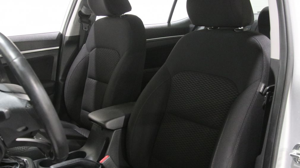 Hyundai Elantra Preferred 2019 d’occasion à vendre - 10